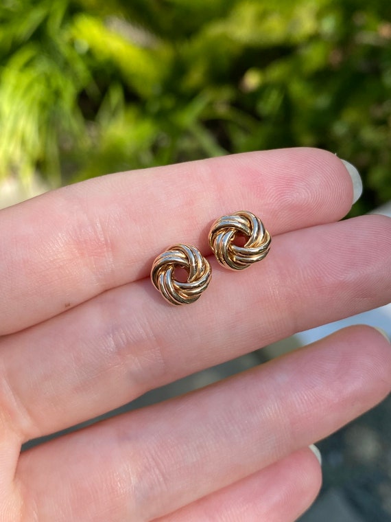Vintage Solid 18k Yellow Gold Knot Stud Earrings … - image 1