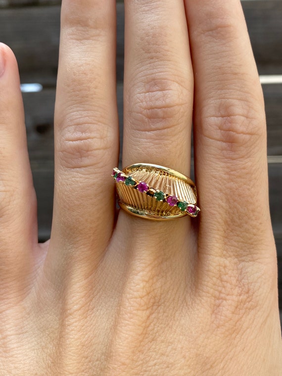 Vintage Solid 14k Yellow Gold Ruby Emerald Fluted… - image 1