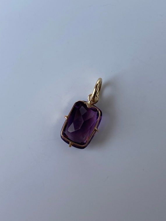 Vintage Solid 14k Yellow Gold Amethyst Charm - Pe… - image 5