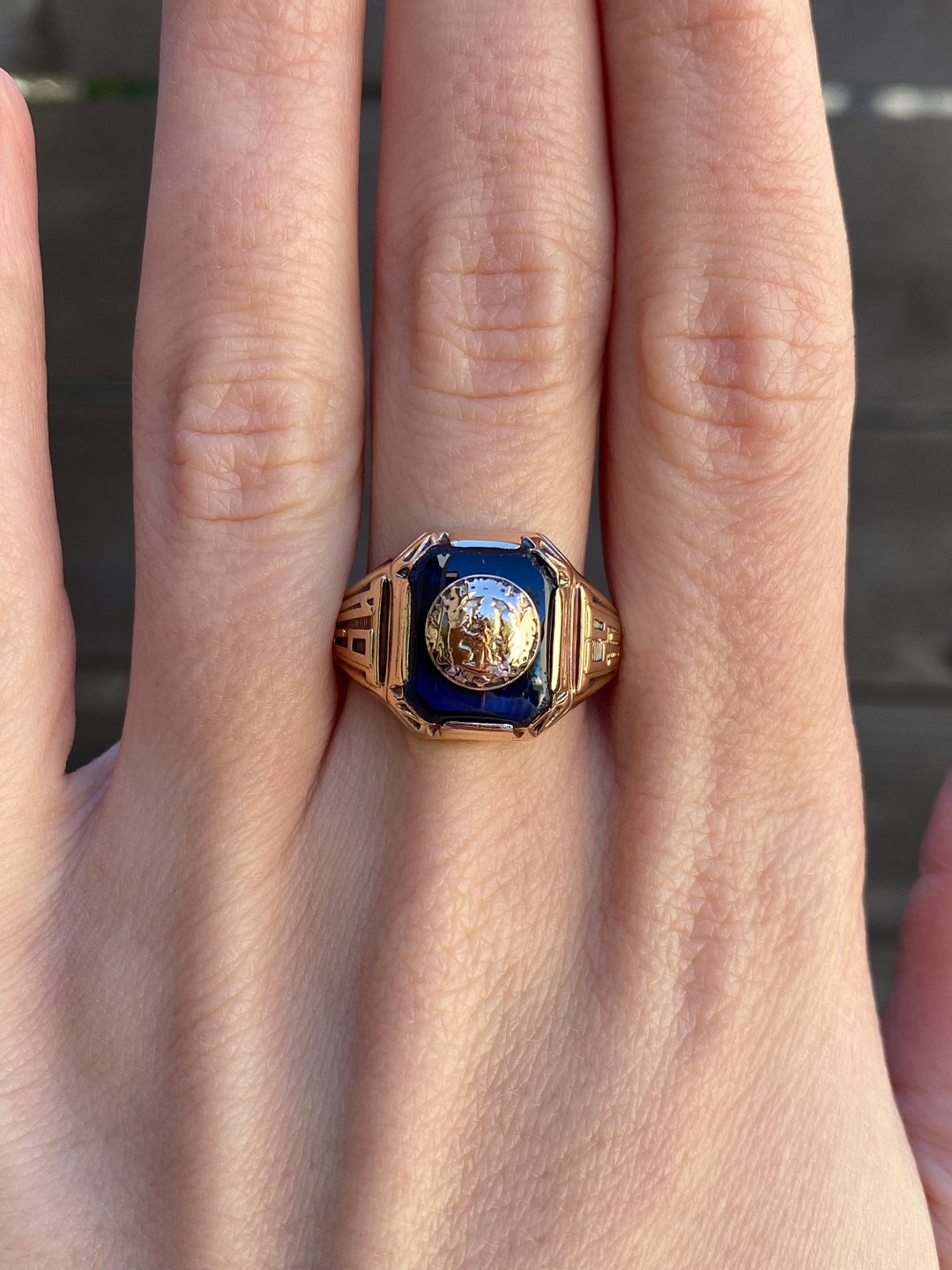 Vintage Solid 10k Yellow Gold 1959 Class Ring - Size 10 Vintage Solid 10k Yellow Gold 1959 Class Ring - Size 10
