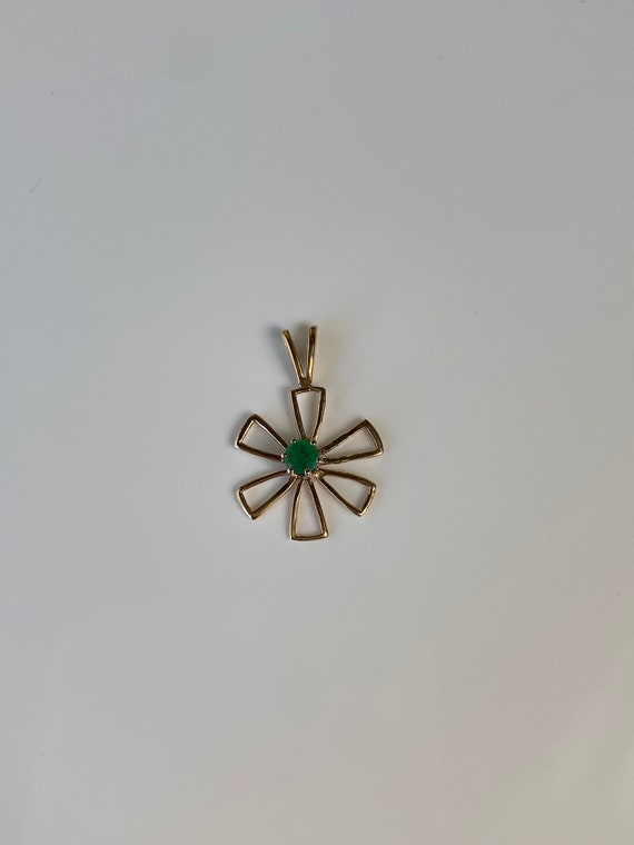 Vintage Solid 10k Yellow Gold Emerald Charm - Rea… - image 3