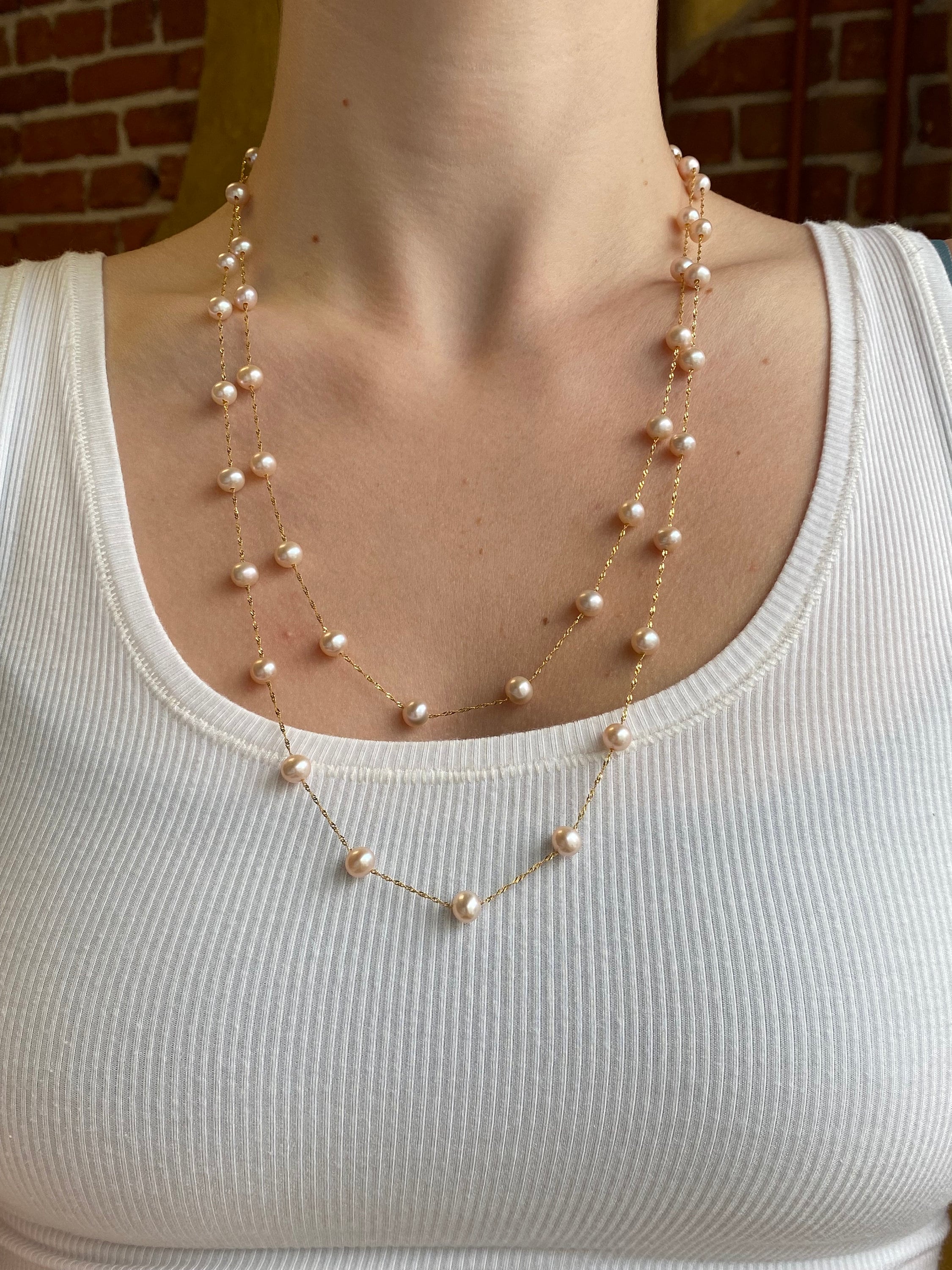 Vintage 70's Gold Tone Faux Pearl Articulated Speciality