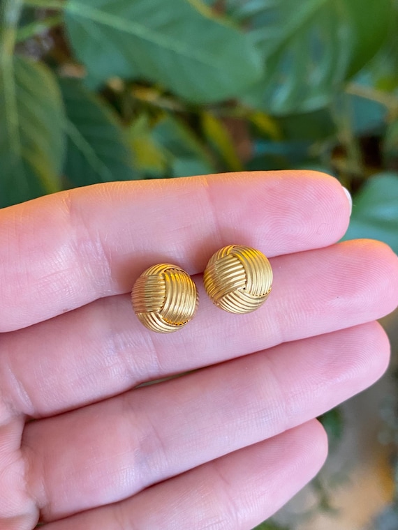 Vintage 23k Yellow Gold Knot Style Ball Stud Earrings