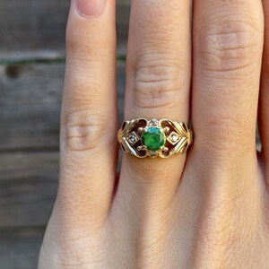 Vintage Solid 14k Yellow Gold Green Tourmaline Diamond Ring