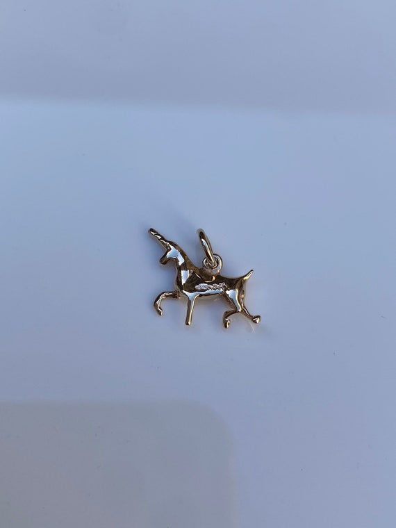 Solid 14k Yellow Gold Unicorn Charm - Quality Fin… - image 3