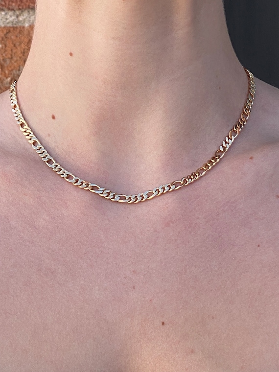 Vintage Solid 18k Yellow Gold Figaro Chain Neckla… - image 3