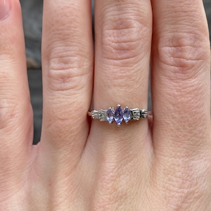 Bague vintage tanzanite en or blanc massif 10 carats - Taille 7