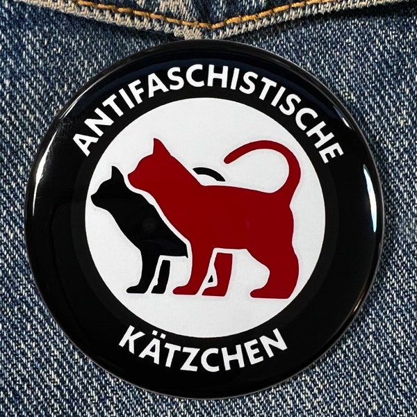 ANTIFA KITTENS - Antifaschistische Kätzchen - 2-1/4" diameter pinback campaign button