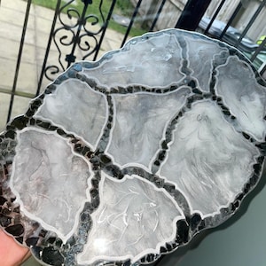 Oval Resin Placemat Set: Made to order Geode Style, Elegant Home Decor