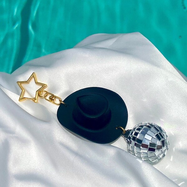 Black Disco Cowboy Star Keychain l Black Cowgirl Hat Disco Star Keychain l Trendy Keychain Gold Star Disco Cowgirl l Fun Car Accessories