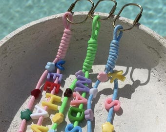 Custom Paracord Name Keychain Bag Charm l Custom Name Backpack Keychain l Custom Paracord Gift for Her Personalized Carabiner