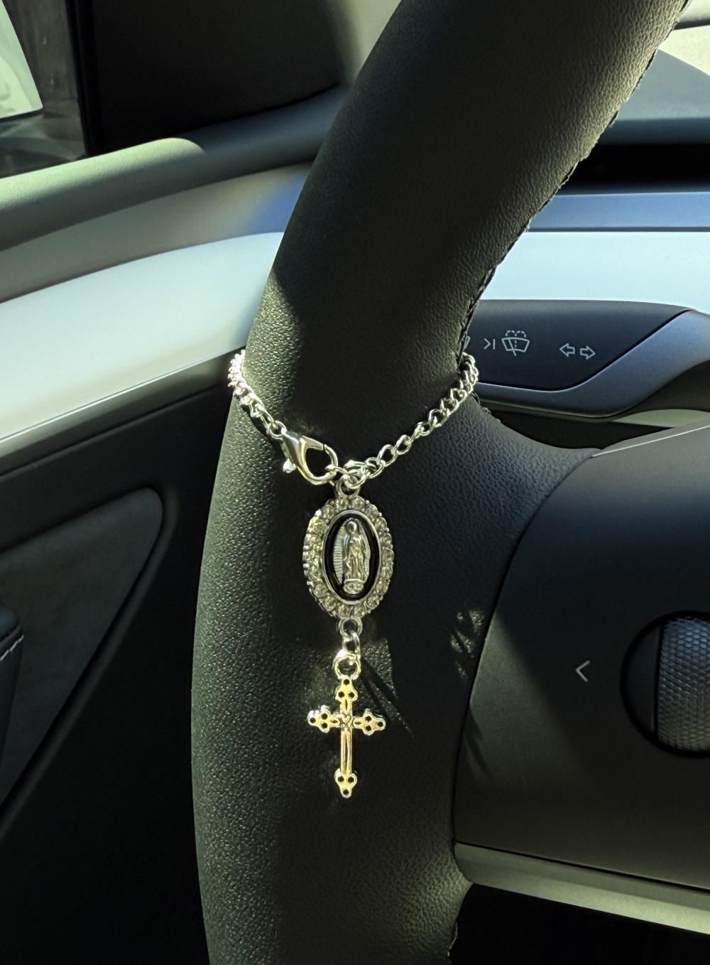Black Silver Steering Wheel Rosary Charm Accessory Rosary Car Charm Accessory l Car Accessory Car Charms Car Decor Unique Trendy Car Charms