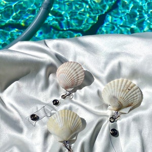 Sea Shell Nurse Health Care Worker Badge l Seashell Fun Badge Reel LPN l Badge Reel CNA l Unique Badge Reel l Beachy Badge Reel l Shell image 2