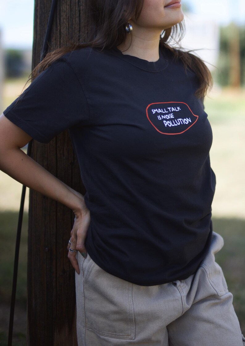 Model is wearing a Small Comfort color Tshirt
