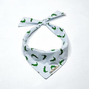 Alligator Dog Bandana // Blue Seersucker // Blue, Green // Summer // Nautical // 4th of July // ALLIGATOR // Scrunchie
