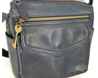 Vintage Fossil 1954 Key Black Pebble Leder Crossbody Taschenorganizer Geldbörse 75082