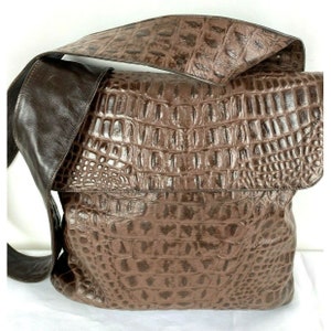 Vintage DUE FRATELLI Brown Croc Embossed Leather Shoulder Bag Handbag Purse Made in Canada
