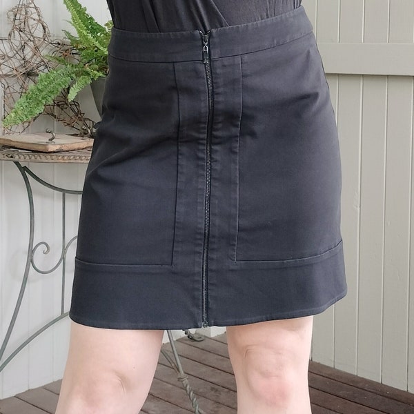 Vintage Y2K 2000s Cue Size 12 Skirt Black A Line Mini High Waist Academia Grunge