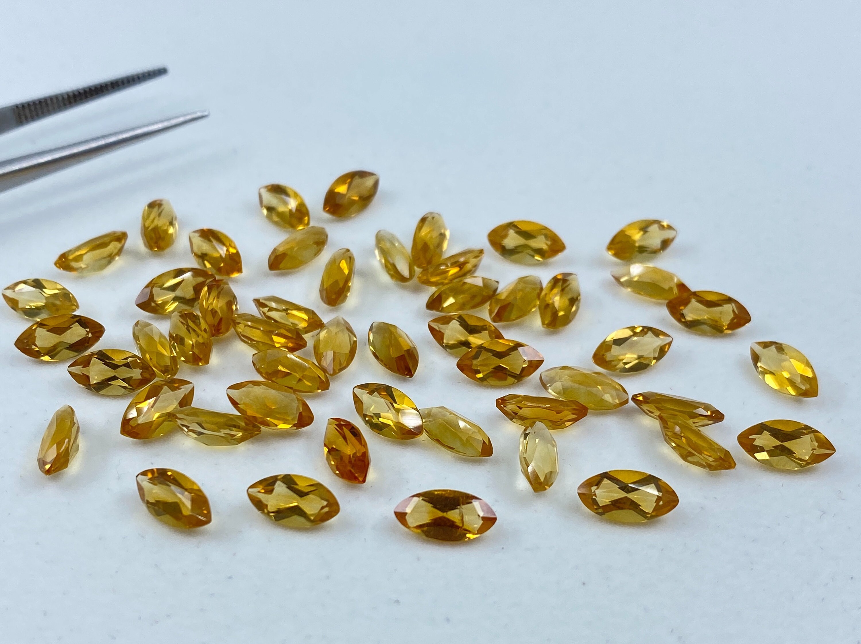 Lot 7 Citrines Brésil Marquise 17,68 Carats - Jaune Naturel - Neuf Avec étiquettes