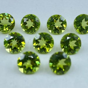 Peridot Faceted Round Shape Loose Gemstones in Sizes from 1.75mm to 6mm for Jewellery Making