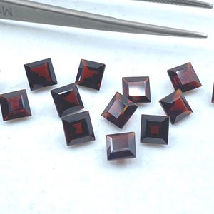 50 Pieces of Garnet (Thai) Faceted Square Loose Gemstones in 5mm for Jewellery Making