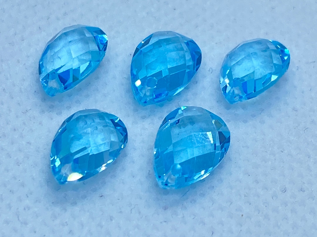 Pierres précieuses en forme de poire à double face en forme de damier à facettes avec topaze