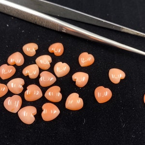 Pink Coral (Japan) Heart Shape Cabochon Loose Gemstones in Sizes from 4mm to 7mm for Jewellery Making