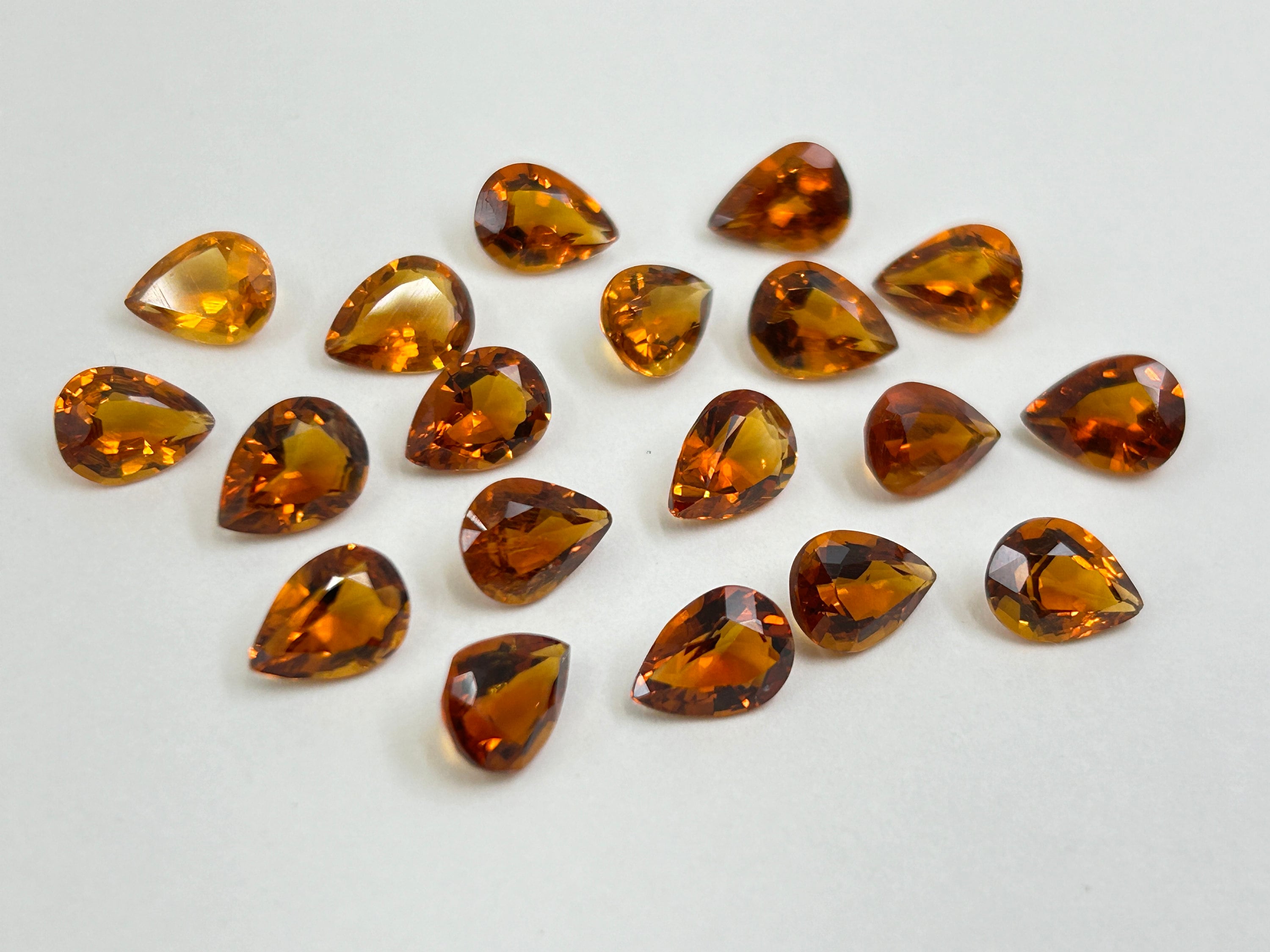 Pierre Citrine Brésilienne En Vrac 40-50 Ct Taille Poire - Excellente Coupe, Naturelle, Certifiée IGL