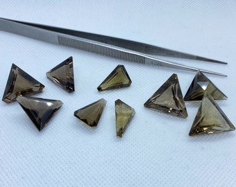 Smoky Quartz Faceted Triangle Shape Loose Gemstones in 18mm (Cut-Corner) & 22x19.5mm for Jewellery Making