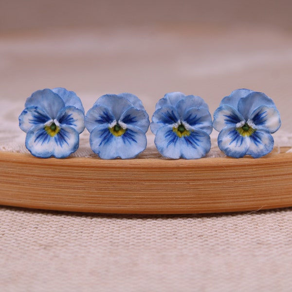 Pansy earrings, Floral stud earrings, Floral gift, Romantic gift, Mothers day gift, Women's gift, Blue pansy, Pansy studs