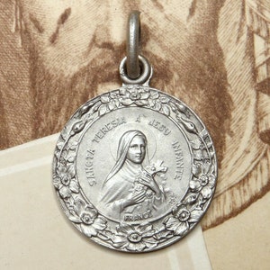 Sancta Teresia a Jesu Infanta. Antique Religious Pendant. Flowers Medal.
