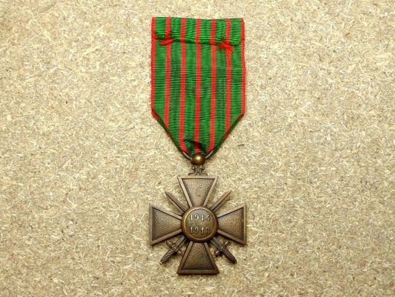 FRANCE FRENCH WW1 1914-1918 Medaille Commemorative de la Guerre Medal