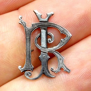 I & R. Monograma francés antiguo de plata. Para sombreros, carteras, biblias, libros. ¡Lo que quieras personalizar! Para coser.