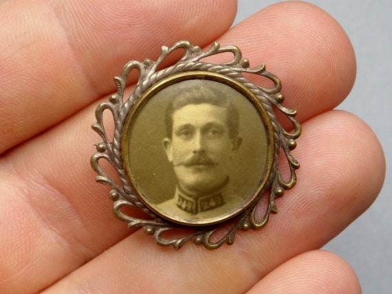 WWI Soldier 249 RI. French, Antique Photo Brooch.… - image 2