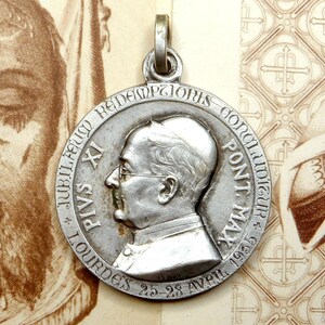 Jubilee Year 1935, Lourdes. Pope Pius XI. Antique Religious Large Pendant. French Medal.