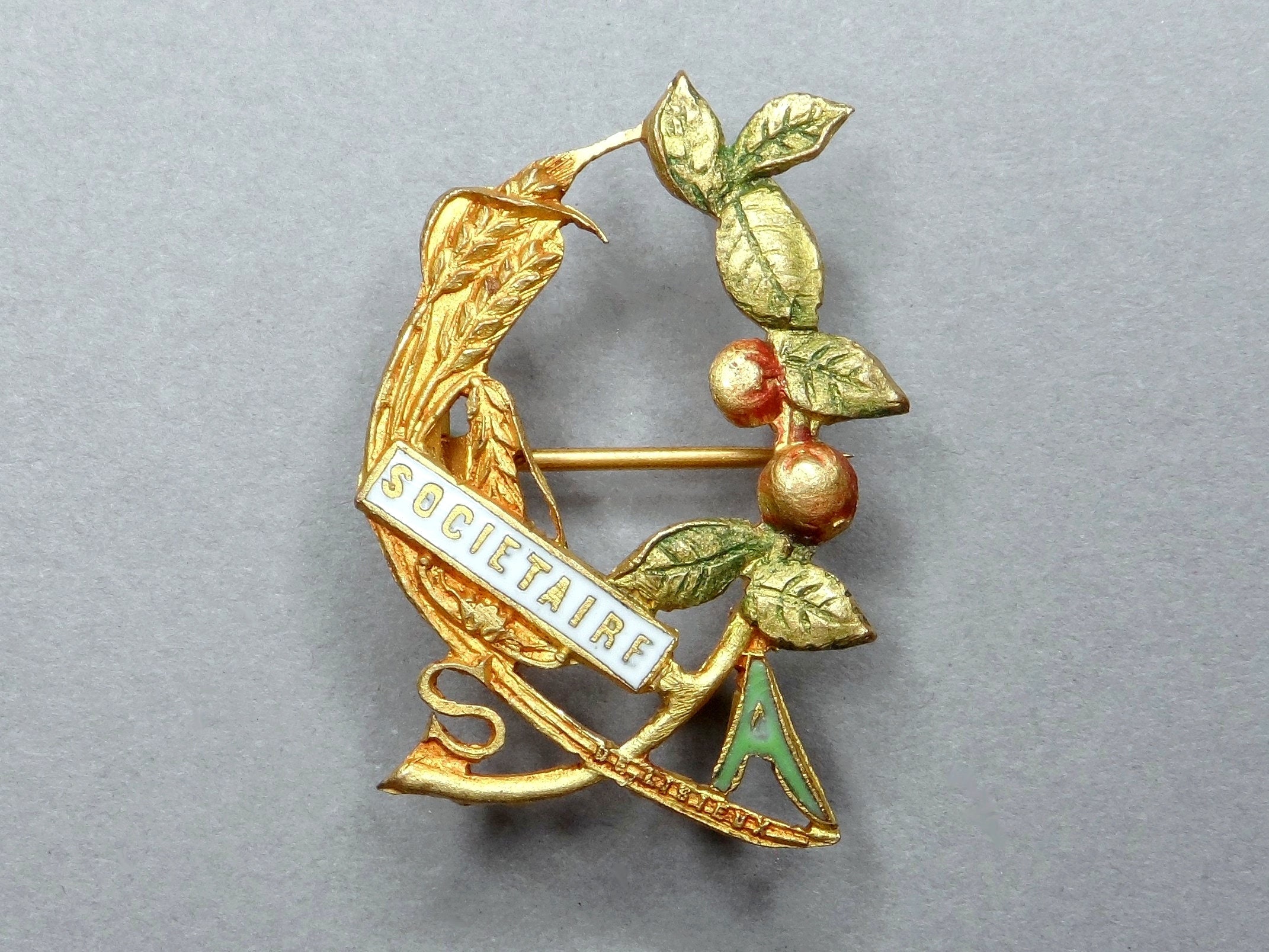 Broche Vintage Cœur En Or Et Corne Gravé Avec Cristaux - Modèle B746 - Occasion Bon état