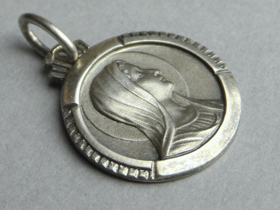 Saint Virgin Mary. Antique Religious Silver Penda… - image 2