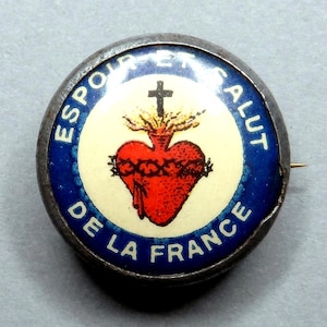 Jesus Sacred Heart. Crown of Thorns. Antique Religious Brooch.