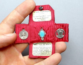 Pocket Oratory. Saint Virgin Mary, Christ Sacred Heart, John Vianney. Antique Religious Medal. Leather Altar. Shrine.