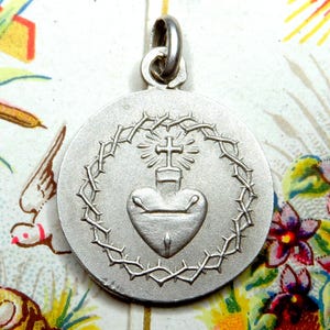 Sacred Heart, Crown of Thorn, Jesus Christ. Antique Religious Pendant. Silver Medal.