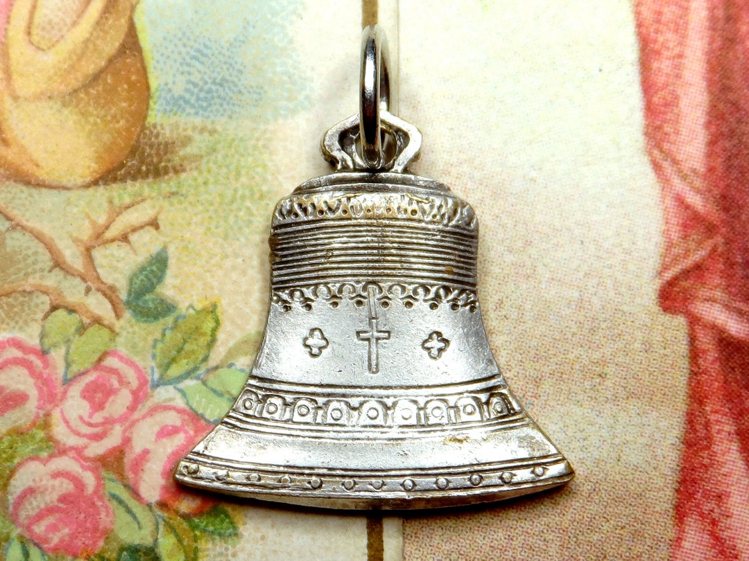 Jesus Christ, Sacred Heart. Antique Religious Bell Pendant. French ...