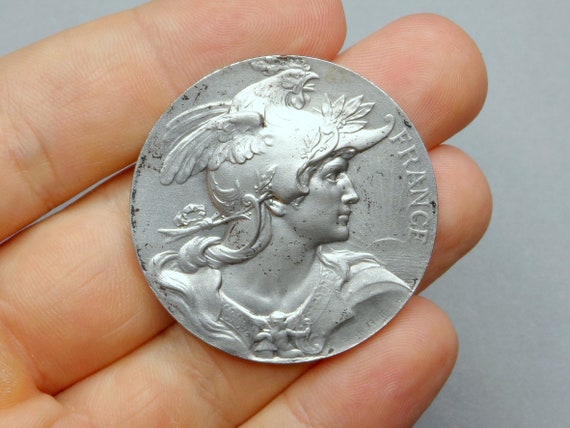 Woman. Female, Marianne. Vintage Large Medal. 198… - image 1