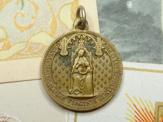 Saint Anne and Mary Child. Antique Religious Pend… - image 1