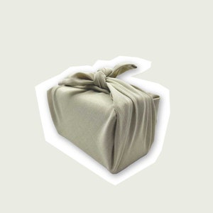 Furoshiki Pase en papel de regalo Regalo sostenible Cero residuos Upcycle Talla S Beige