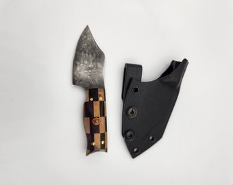 Raindrop demascus skinning knife
