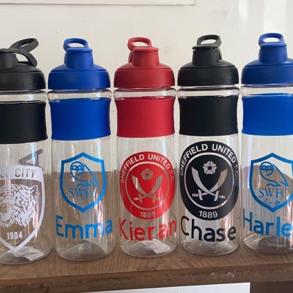 Botellas de agua personalizadas de cualquier color, cualquier redacción y cualquier logotipo.