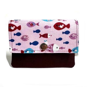 Kinder Stoff Portemonnaie, Kinder Brustbeutel Mädchen, Täschchen mit Fischen, Geschenk für Schulkinder, Kindergeldbörse bunt mit Fischen