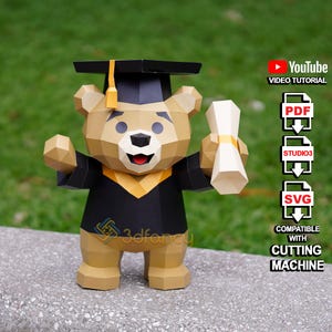 Orsetto di laurea in carta SVG e Studio, modello PDF per regalo di laurea / modello 3D fai da te per Cricut Silhouette, scultura di carta