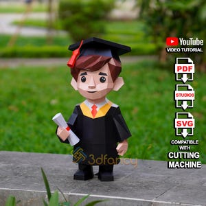 3D Junge Abschlussfeier Papierskulptur SVG PDF – DIY Geschenkvorlage für Cricut Silhouette Cameo und Drucker, männliche graduierte Papierskulptur