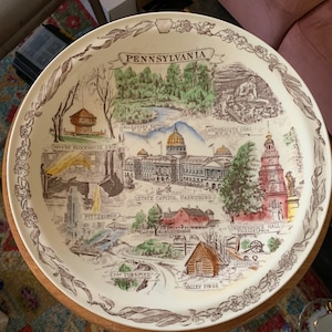 1940s Vernon Kilns of California Multi-Color Transferware Souvenir 10.5&quot; Pennsylvania State Plate